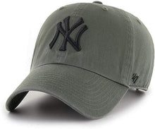 Moss Green/Black