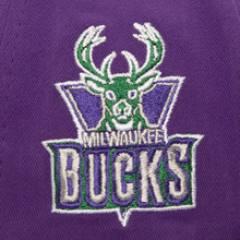 Purple / Green