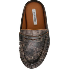 Brown Distressed