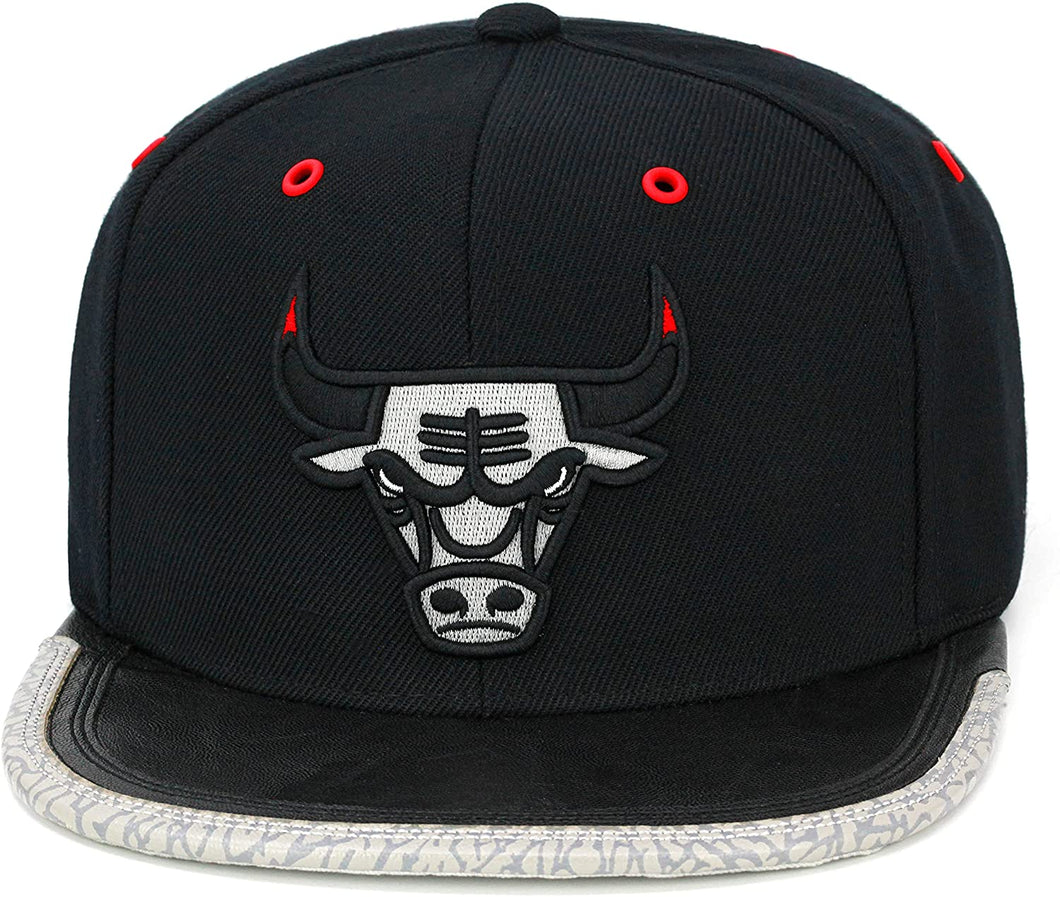 Mitchell & Ness Black/Red Chicago Bulls Day One Snapback Hat